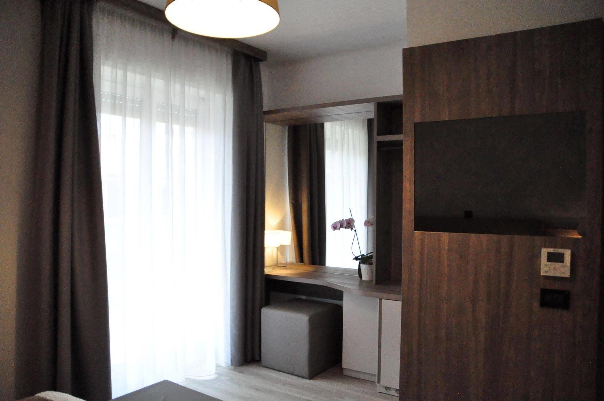 Hotel Regina グラード エクステリア 写真